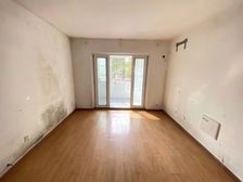 8号线联航路,小区花园,南北两室,原地动迁,产证满五,随时看