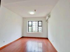 中间楼层 医疗配套成熟 南北通透 小区新 满二 交通便捷