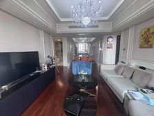 高楼层视野无遮挡 近地铁 商品房 小区新 装修好 双卫