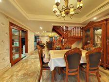 林汀别墅 4室2厅 南