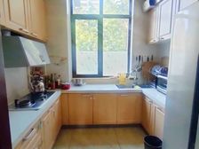 业主急售 中海鸣湖苑别墅带前后院带车位 精装修 价位可议