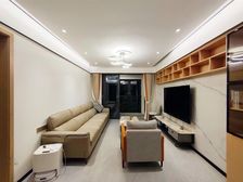 合景泰富誉峰三期 精装洋房 4房2卫 拎包入住