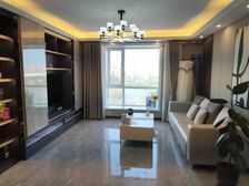 维多利亚夏郡 南北通透 近医院 带电梯 产权清晰 楼龄新