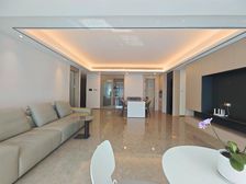 渝北区 公园里的房子 江山云出铂悦滨江二组团 四房 195万