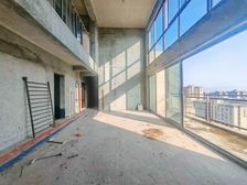 带露台 顶跃 大横厅 看小区中庭无遮挡 临近儿童公园