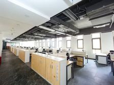 近地铁口 软件园二期500平带装修 三面采光超长免租期免车位