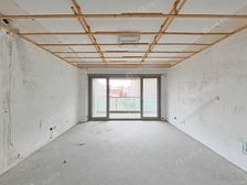 次新小区浦东梅园尚海郦景名苑 197平南向毛坯四居 满五