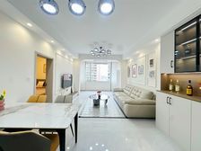 龙湖电梯全新精装三房 全屋家具家电全赠送