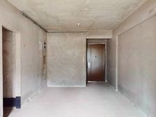 新上 朝南 清水大三房 业主安心卖 价格可谈 视野好