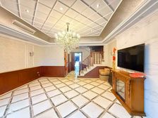 贰参 买首钢联排5房6卫,3个套房,地下室全采光,前后花园