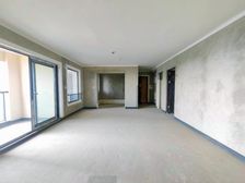 6号线轻轨站旁 金科金辉美院四房两卫 大横厅 正朝南