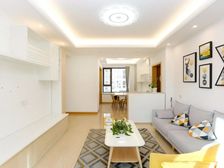 纯地铁口精装三房,业主非常诚意,看房有钥匙,有车位,定金交房