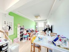 露台大露台 精装修 全明户型复试 买一层得两层带车位