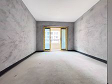 沙坪坝区石桥铺 南北通透板式洋房 朝南朝小区中庭