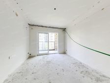 临港万科高品质小区大2房带车位,满5税少