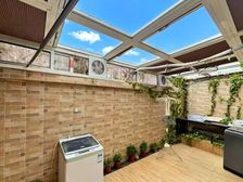 门口就是地铁站 业主诚心出 价格可谈 房型好 采光足 满五