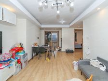 有新能源车位,万科高品质八层稀有洋房,精装两居