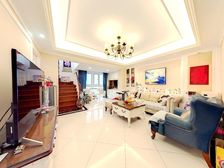 电梯中间楼层 经典四叶草户型 户型正气可拎包入住 随时看房