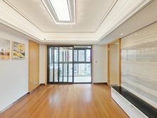 【次新房】【进财北书包可用】诚心出售,有充电车位