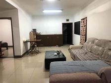 题: 渝中解放碑精装三居 东向低层采光佳