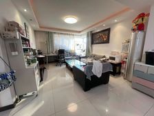 别墅区洋房 龙景湾 装修好 好楼层光线好 双明卫 大两居