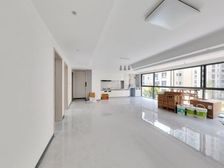 璧山轻轨站旁 东林对面 横厅四房洋房 急售急售 住家全新装修