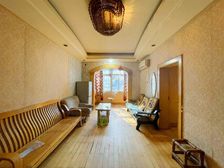 大堂轻轨旁,正街上。户型方正,采光好