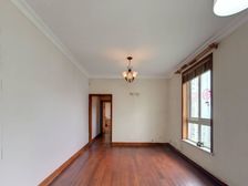 《中介费1个点》,全朝南全明户型