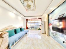 精装修可拎包入住 三新书包还在 诚心出售等待有元人 随时看