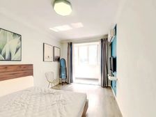 打浦桥地铁口 南北通透 中间楼层,精装修 近菜市场 看房有钥