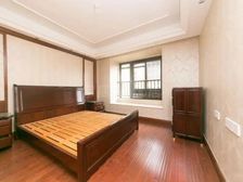 新城樾府 奥体市府板块 房东着急卖掉 可大刀