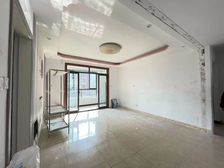 华腾苑 满五 大三房 双卫格局 商业配套成熟 商品住宅