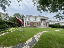 大豪山林别墅 5室3厅5卫 精装修 4500万元