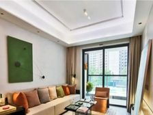 品实云湖花城 诚心出售 送家私家电送车位 价格可谈 包税南向