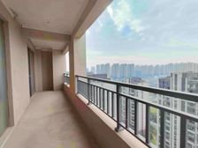 绿地悦城D区 5室3厅2卫 毛坯 265万元 211平米