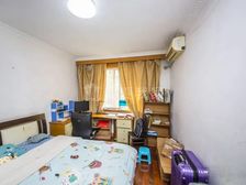 带露台 养花种草 抹去一日工作的疲惫