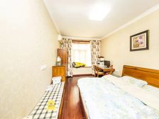 中楼层,南北通透,飞机户型,上下楼方便,精装保养很好!