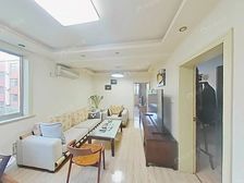 景观楼层,全明户型,南北通透,满五又一,看房随时,业主诚售。