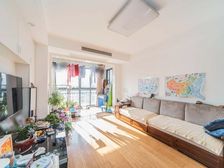 小区新 高楼层采光充足 精装可拎包入住 刚需两居 朝南