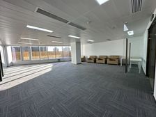 德胜合生财富广场 203.57㎡ 南朝向 独享超大