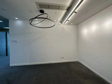 德胜合生财富广场 181.37㎡ 西 4个隔间