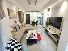 产权清晰 精装可拎包入住 正南朝向 带电梯 大两房