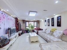 旭辉御府 小区中间位置 大三室 两卫 全明通透