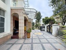 三正半山豪苑独栋大别墅,独立大花园,东南朝向 高性价比一套