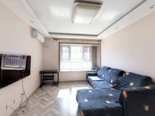 (必看好房)品香苑,,精装修,没怎么住过,中间楼层 诚售