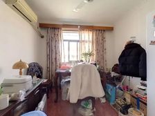 淞南五村 本地人2室1厅 66.17平户型好