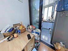 新月明珠园 刚需两居 正规商品房 精装可拎包入住 有电梯