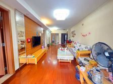 真实万科二期 中间楼层 朝南 采光好 随时看房