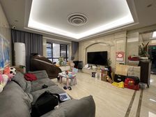 富临新天地 116平3居 南向精装修 看房非常方便