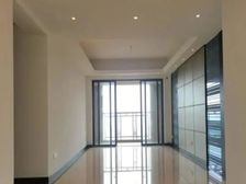 合景誉山国际 南向 4房 中层 包税 送车位 价格可谈